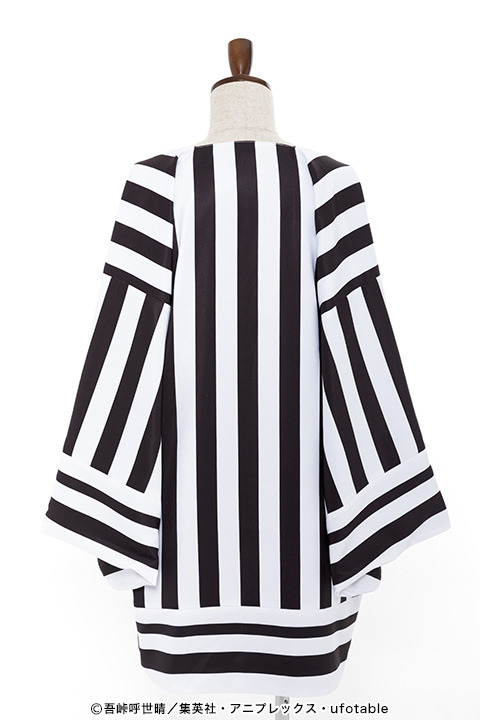 「伊黒 小芭内の羽織」10,000円(税抜)(C)吾峠呼世晴／集英社・アニプレックス・ufotable