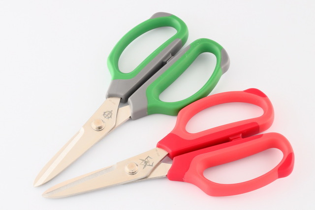 「ガンダムクラフトハサミ」各2,250円（税別）（C）創通・サンライズ