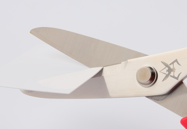 「ガンダムクラフトハサミ」各2,250円（税別）（C）創通・サンライズ