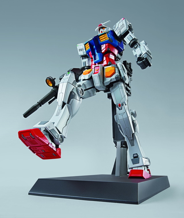 「1/100 RX-78F00 ガンダム」3,960円（税込／送料・手数料別）（C）創通・サンライズ