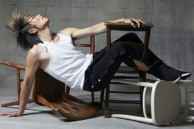 「TVガイドVOICE STARS Dandyism」1,200円（税抜）