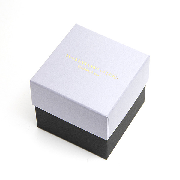 「刀剣乱舞-ONLINE- コラボレーション 腕時計」山姥切長義 モデル 13,800円（税別）（C）2015 EXNOA LLC/Nitroplus