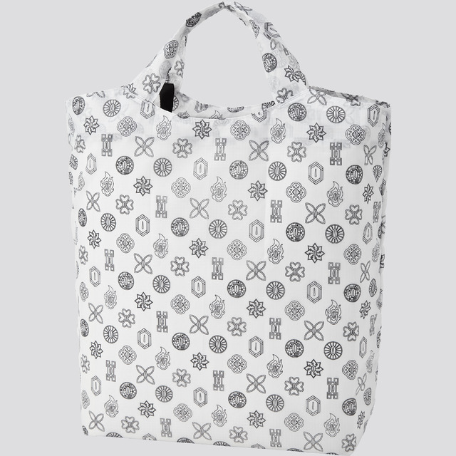 ポケッタブルバッグ　990円（税抜）(C)吾峠呼世晴／集英社・アニプレックス・ufotable