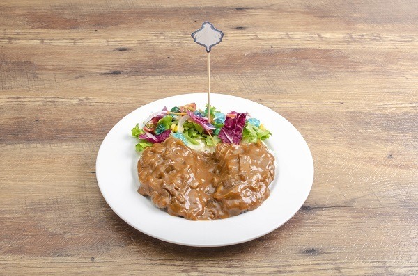 「セガコラボカフェ ソードアート・オンライン アリシゼーション War of Underworld」無制限地形操作ハッシュドビーフ　1,200円（税別）（C）2017 川原 礫／ＫＡＤＯＫＡＷＡ　アスキー・メディアワークス／SAO-A Project（C）SEGA