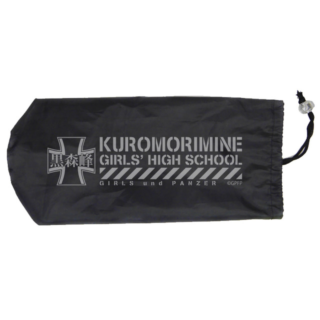 「黒森峰女学園 レインポンチョ」5,000円（税別）（C）GIRLS und PANZER Finale Projekt
