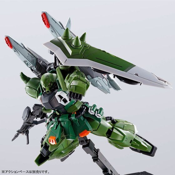 「MG 1/100 ブレイズザクファントム／ブレイズザクウォーリア」4,950円（税込）（C）創通・サンライズ