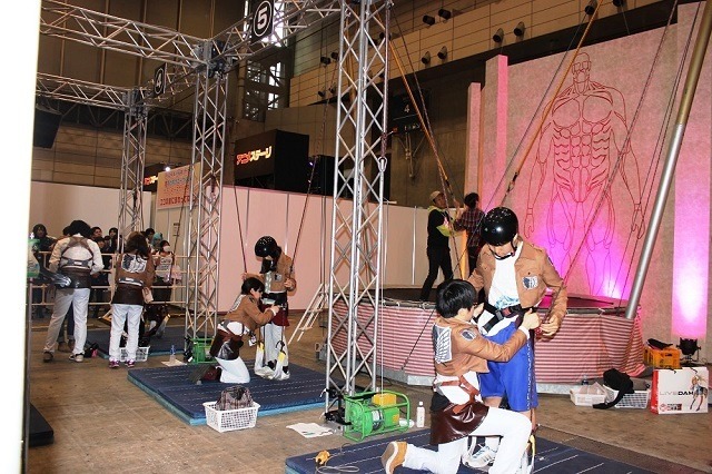 ニコニコ超会議に立体機動が登場！　進撃ブースで訓練兵団入団試験、立体機動装置を体験