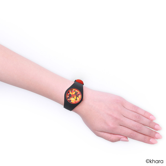 「EVANGELION × ICE-WATCH」各17,600円（税込／送料・手数料別途）（C）khara