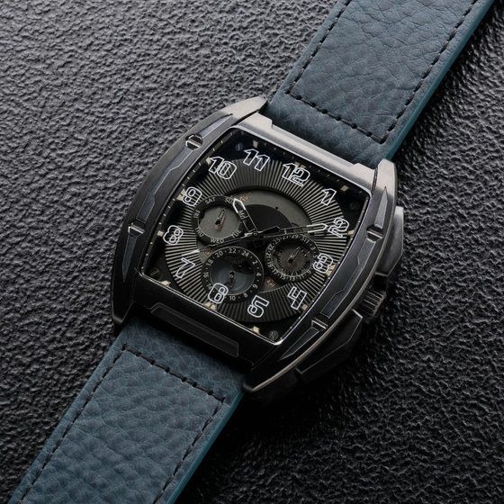 「ろくでなしBLUES　2020 EDITION WATCH」40,150円（税込）（C）森田まさのり・スタジオヒットマン／集英社