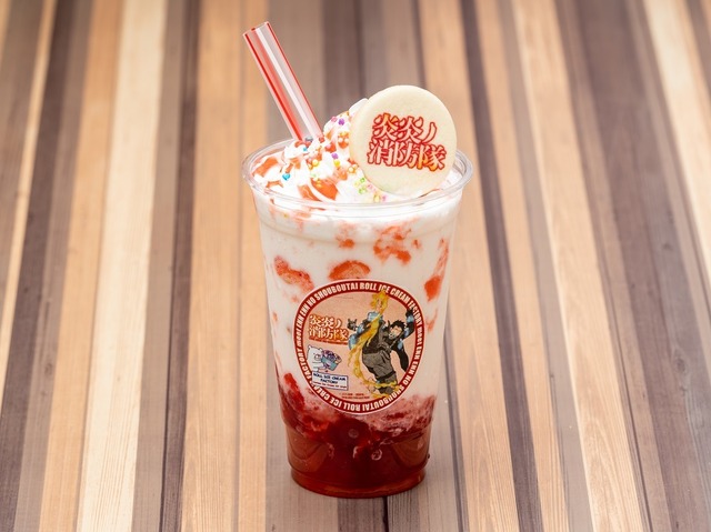 「ワンワンニャインのストロベリータピオカミルク」820円（税抜）（C）大久保篤・講談社／特殊消防隊動画広報課
