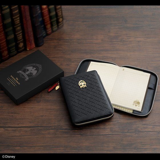 「ディズニー ツイステッドワンダーランド　2021年手帳(全22種)【プレミアムバンダイ限定】」4,730円（税込）(C)Disney