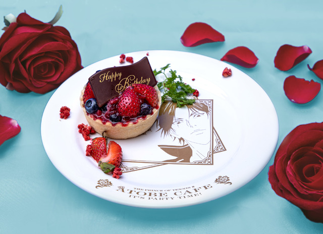 「跡部景吾カフェ～It`s Party Time!～」バースデーケーキ（C）許斐 剛／集英社・ＮＡＳ・新テニスの王子様プロジェクト