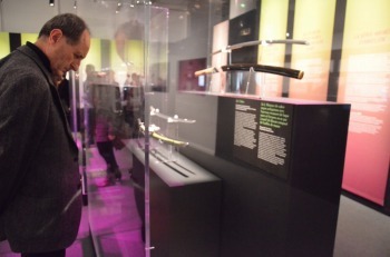 「ヱヴァンゲリヲンと日本刀展」（ｃ）カラー