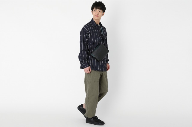 「『五等分の花嫁』コラボレーション バッグ 中野三玖 モデル」13800円（税抜）（Ｃ）春場ねぎ・講談社／「五等分の花嫁」製作委員会