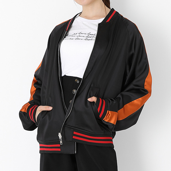 『カードキャプターさくらクリアカード編』コラボレーションアウター／各26,000円(税別)（C）CLAMP・ST/講談社・NEP・NHK （R）KODANSHA