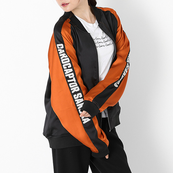 『カードキャプターさくらクリアカード編』コラボレーションアウター／各26,000円(税別)（C）CLAMP・ST/講談社・NEP・NHK （R）KODANSHA