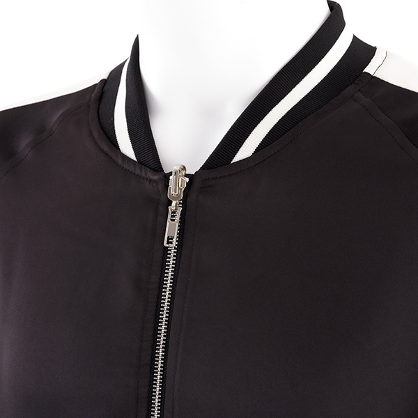 『カードキャプターさくらクリアカード編』コラボレーションアウター／各26,000円(税別)（C）CLAMP・ST/講談社・NEP・NHK （R）KODANSHA