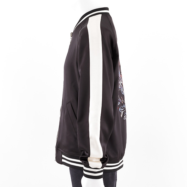 『カードキャプターさくらクリアカード編』コラボレーションアウター／各26,000円(税別)（C）CLAMP・ST/講談社・NEP・NHK （R）KODANSHA