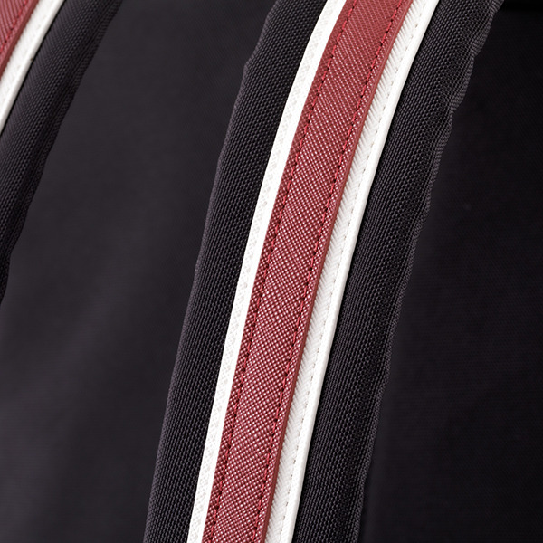 『カードキャプターさくらクリアカード編』コラボレーションバッグ／14,800円(税別) （C）CLAMP・ST/講談社・NEP・NHK （R）KODANSHA