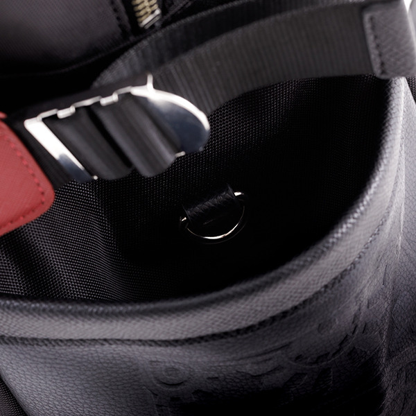 『カードキャプターさくらクリアカード編』コラボレーションバッグ／14,800円(税別) （C）CLAMP・ST/講談社・NEP・NHK （R）KODANSHA