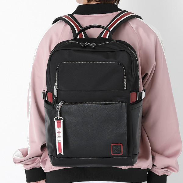 『カードキャプターさくらクリアカード編』コラボレーションバッグ／14,800円(税別) （C）CLAMP・ST/講談社・NEP・NHK （R）KODANSHA