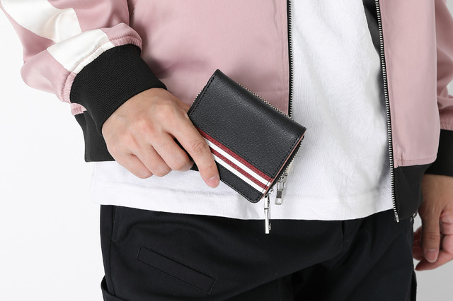 『カードキャプターさくらクリアカード編』コラボレーション財布／各11,800円(税別)（C）CLAMP・ST/講談社・NEP・NHK （R）KODANSHA