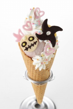 「メロメロ！甘美たる隠者の氷塊(スゥイートアサシンジェラート)」(C)IDEA FACTORY