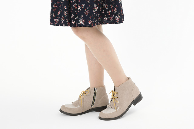 「前田藤四郎モデル」14,800円（税別）（C）2015 EXNOA LLC/Nitroplus