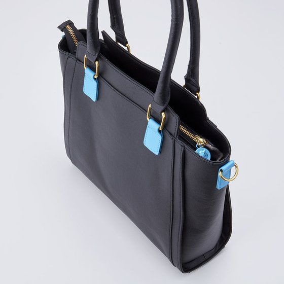 「鬼滅の刃 ハンドバッグ弐　嘴平伊之助モデル」14,300円（税込）（C）吾峠呼世晴／集英社・アニプレックス・ufotable