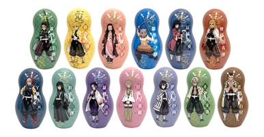 「『鬼滅の刃』弐ノ章-戯典-（にのしょう ぎてん）」鬼滅の刃 カード付マトリョーシカ缶／全13種(カードはランダム封入) （C）吾峠呼世晴／集英社・アニプレックス・ufotable