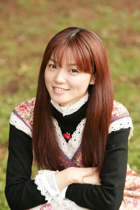 家入硝子役・遠藤綾