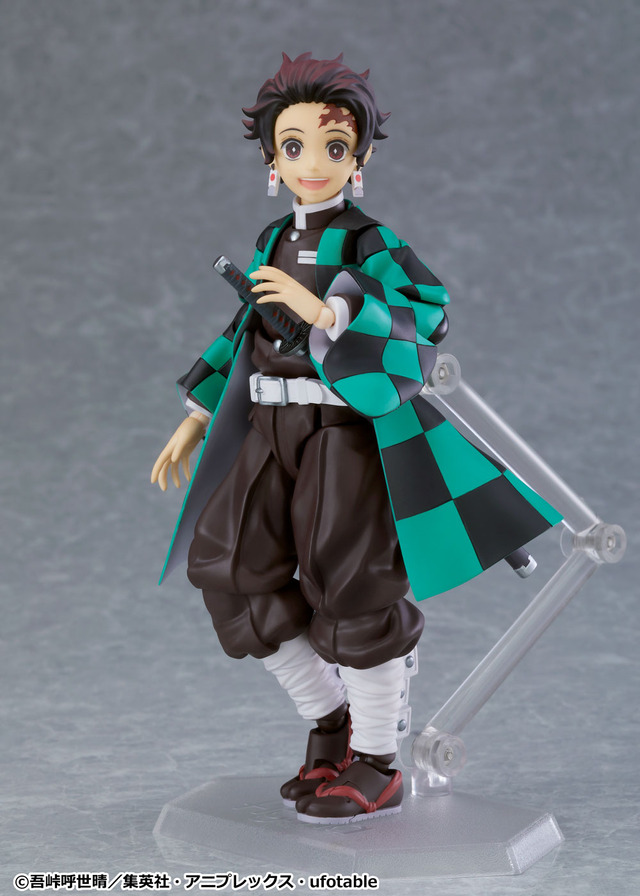 【DX】「figma 竈門炭治郎 DXエディション」10,500円(税込)／【通常版】「figma 竈門炭治郎」7,800円(税込)（C）峠呼世晴／集英社・アニプレックス・ufotable