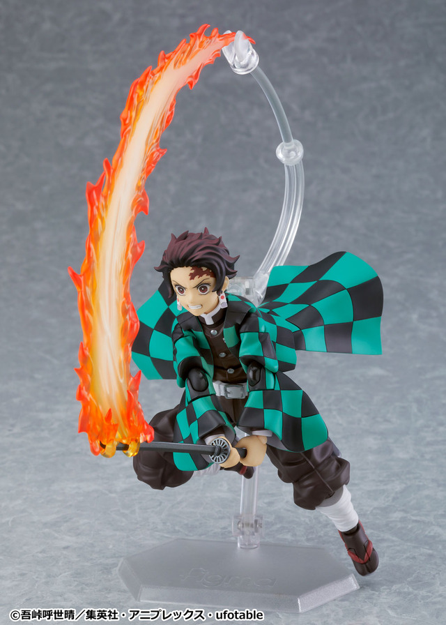 【DX】「figma 竈門炭治郎 DXエディション」10,500円(税込)／【通常版】「figma 竈門炭治郎」7,800円(税込)（C）峠呼世晴／集英社・アニプレックス・ufotable