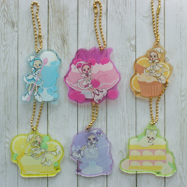 「おジャ魔女どれみカフェ2020～FRUITS PARLOR～」アクリルキーホルダー（ランダム 6 種） 600 円（C）東映アニメーション