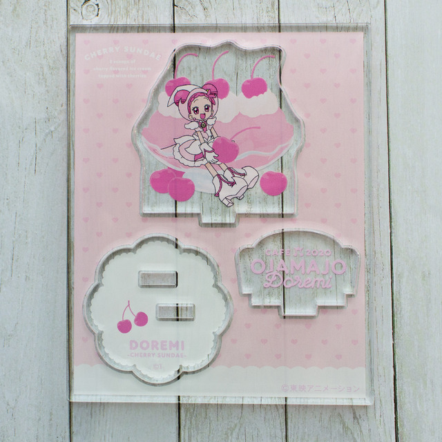 「おジャ魔女どれみカフェ2020～FRUITS PARLOR～」アクリルスタンド（全 6 種）各 1,200 円（C）東映アニメーション