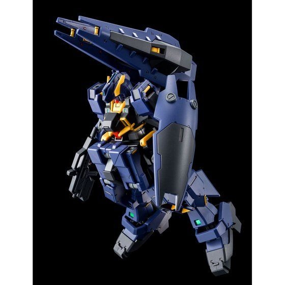 「HG 1/144 ガンダムTR‐1 次世代量産機（実戦配備カラー）」3,300円（税込）（C）創通・サンライズ