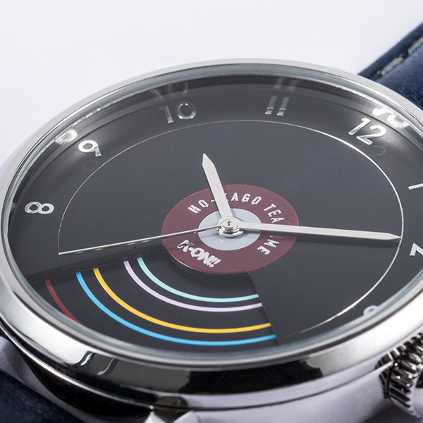 『けいおん！！』コラボレーション腕時計／17,800円（税抜）（C）かきふらい・芳文社／桜高軽音部