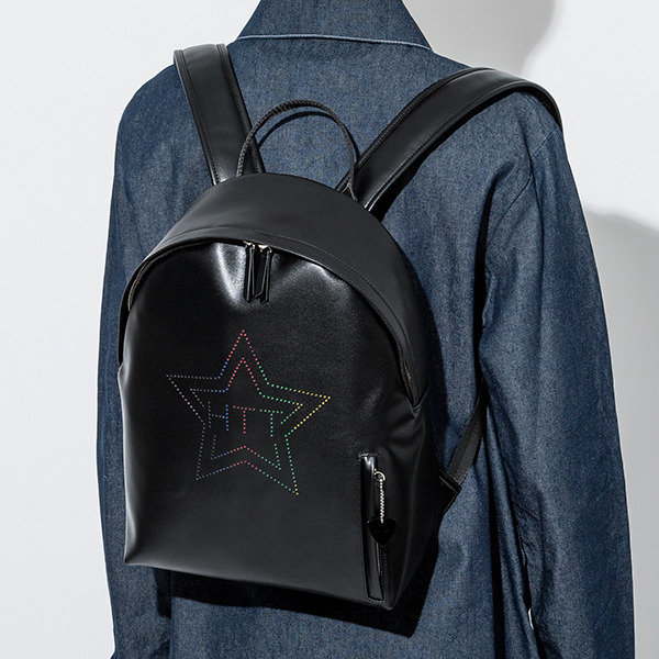 『けいおん！！』コラボレーションバッグ／13,800円（税抜）（C）かきふらい・芳文社／桜高軽音部