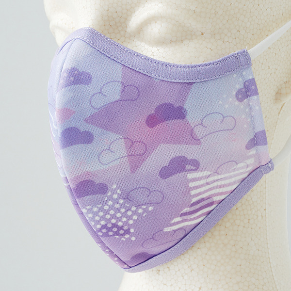 「おそ松さん 洗えるマスク」一松・2,000円（税別）（C）赤塚不二夫／おそ松さん製作委員会