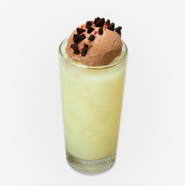 背びれミックスジュース・800円（税込） TM & （C） TOHO CO., LTD.