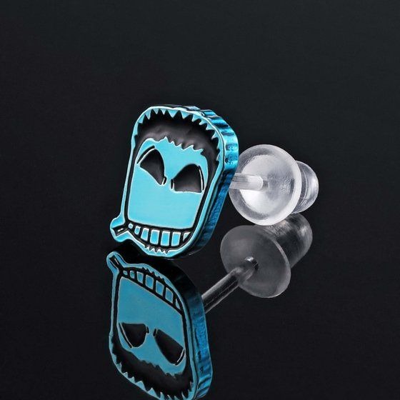 「名探偵コナン 警察学校編 ピアス／イヤリングセット【プレミアムバンダイver.】」9,900円（税込）（C）青山剛昌・新井隆広／小学館