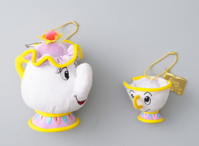 キャッスルプロジェクション「ワンス・アポン・ア・タイム」関連グッズ／ (C) ディズニー