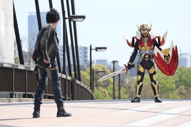 『劇場版 仮面ライダー鎧武 サッカー大決戦！黄金の果実争奪杯！』（c）劇場版「鎧武・トッキュウジャー」製作委員会