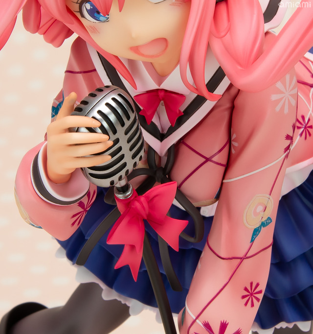「『おちこぼれフルーツタルト』 桜衣乃 1/7スケール 完成品フィギュア」15,950円(税込)（C）浜弓場 双・芳文社／おちこぼれフルーツタルト製作委員会
