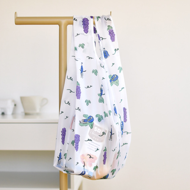 「エコバッグ」三日月宗近 2,300円（税抜）（C）2015 EXNOA LLC/Nitroplus