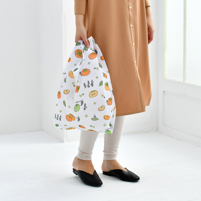 「エコバッグ」小夜左文字・宗三左文字・江雪左文字 2,300円（税抜）（C）2015 EXNOA LLC/Nitroplus