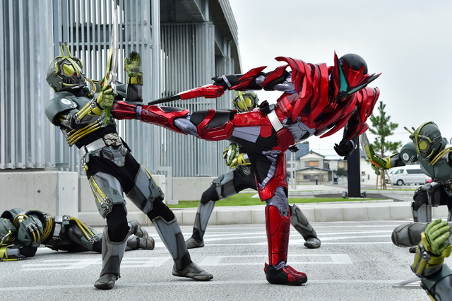 劇場版 仮面ライダーゼロワン」大迫力のバトルシーン場面写真が公開