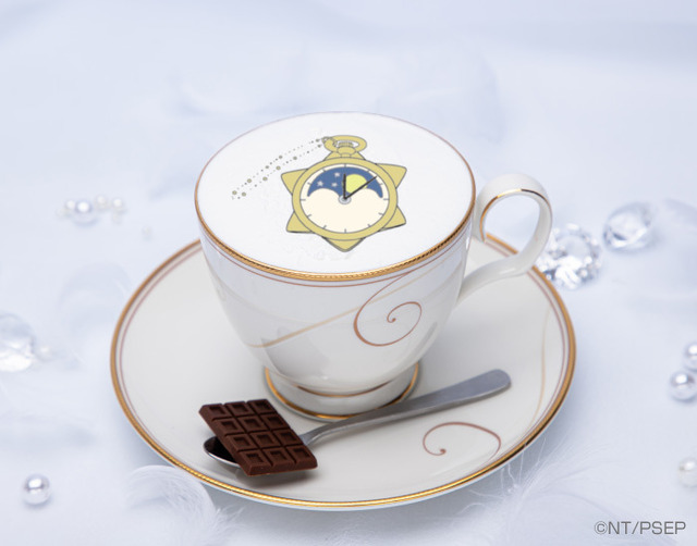 衛のカフェラテ チョコレートを添えて：999円（税抜）（C）武内直子・ PNP／劇場版「美少女戦士セーラームーン Eternal」製作委員会