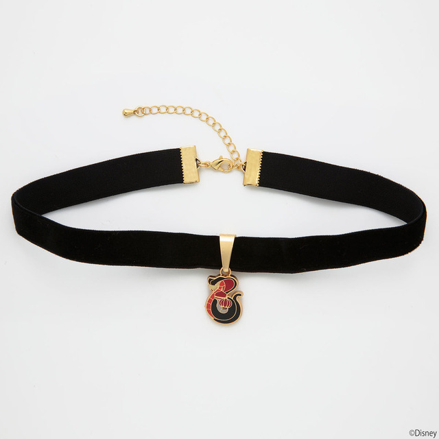ワンダーランド チョーカー」3,080円（税込）（C）Disney