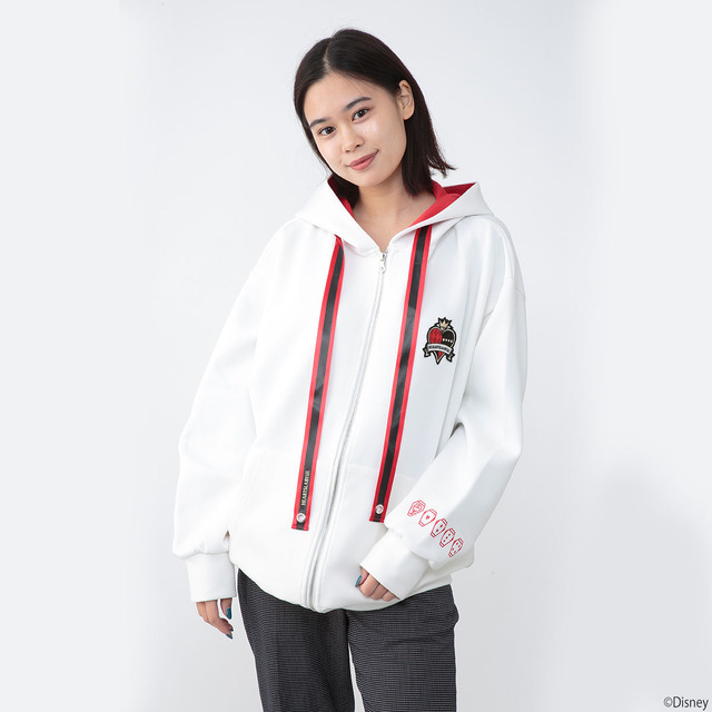 「ディズ ニー ツイステッドワンダーランド フーディ」14,300 円（税込）（C）Disney